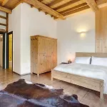 Ca Bossi Retreat Above