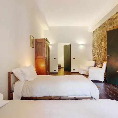 Villa Ca Bossi Retreat Above *